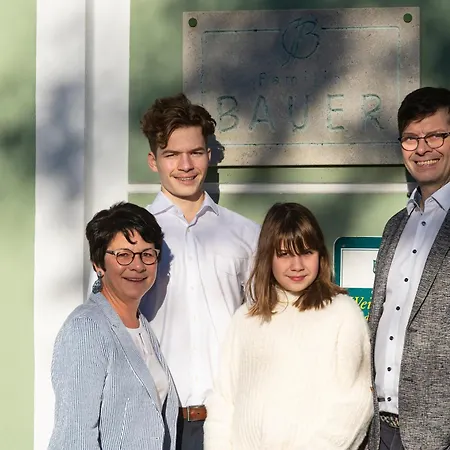 Weingut Familie Bauer