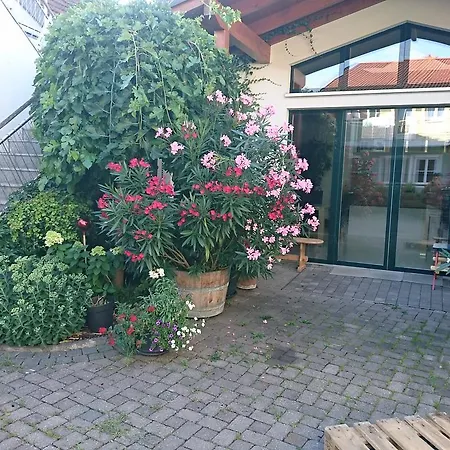 Gasthof Weingut Familie Bauer 3*