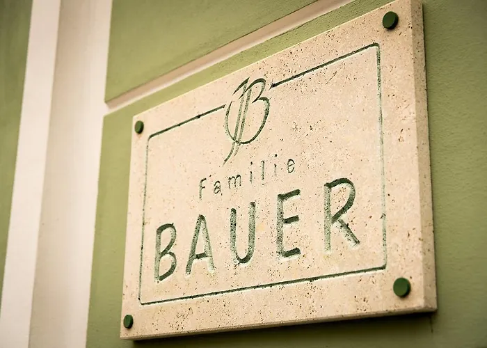 Weingut Familie Bauer Grossriedenthal